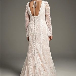Vera Wang wedding dress